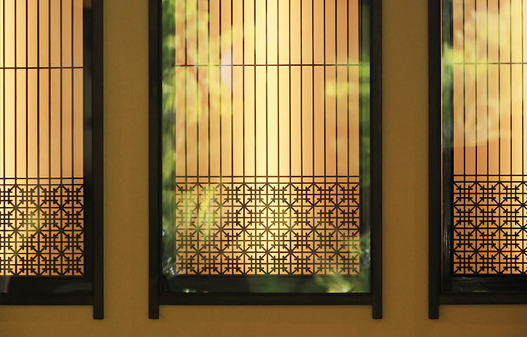 画像:フロントロビーの照明