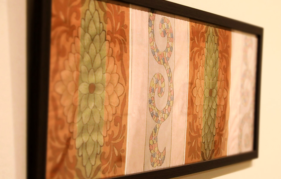 画像:客室蘭にある秩父銘仙