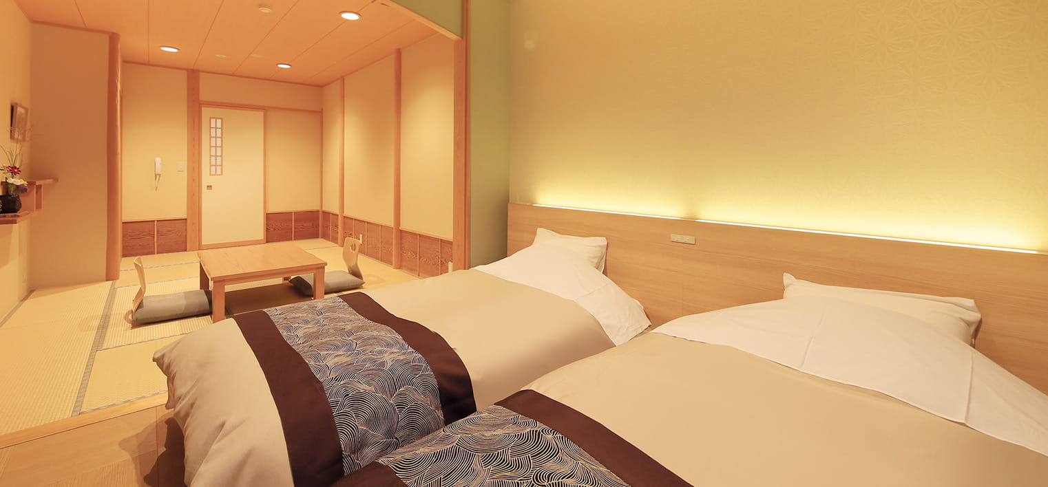 画像:桃・楓 客室(別角度)