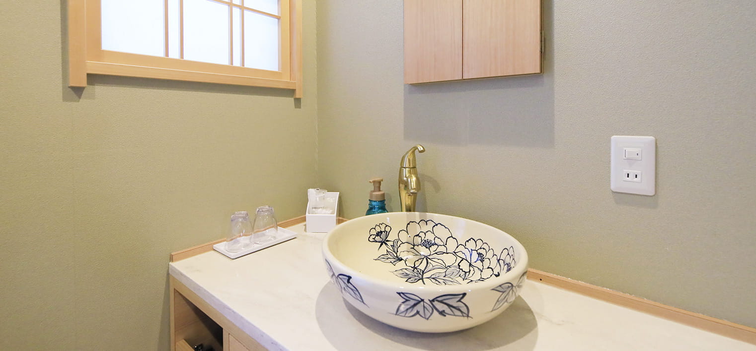 画像:桃・楓 洗面台